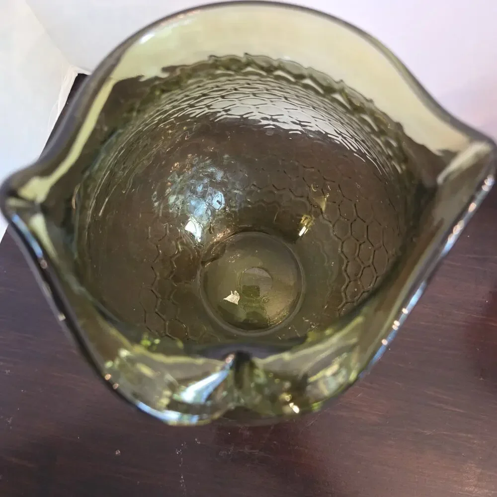 Green Owl Hand Blown Pier 1 Art Glass Vase 5x8 Inch Textured Honeycomb